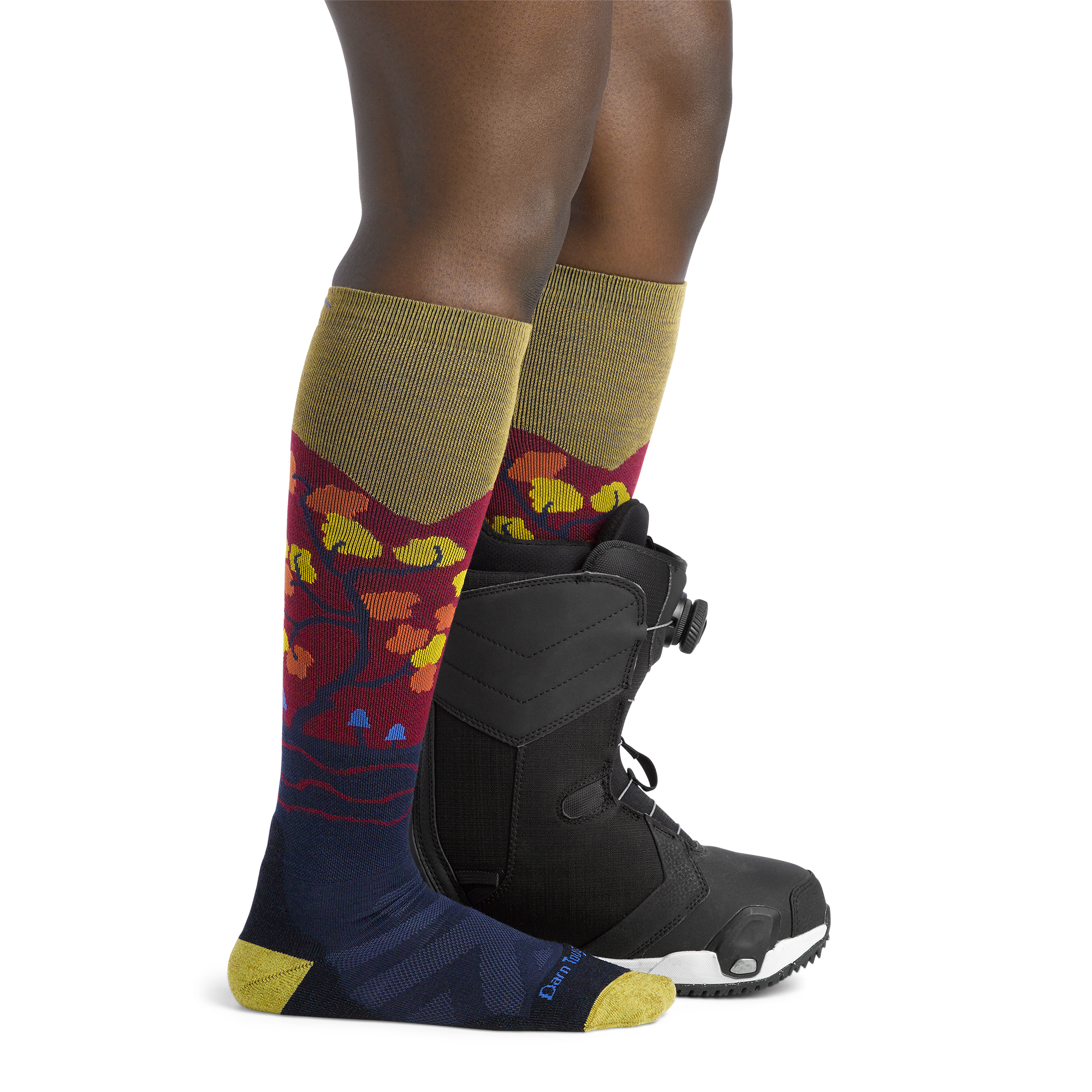Darn Tough Socks Women's Enchanted Over-the-Calf Midweight Ski & Snowboard Socks - Image 5
