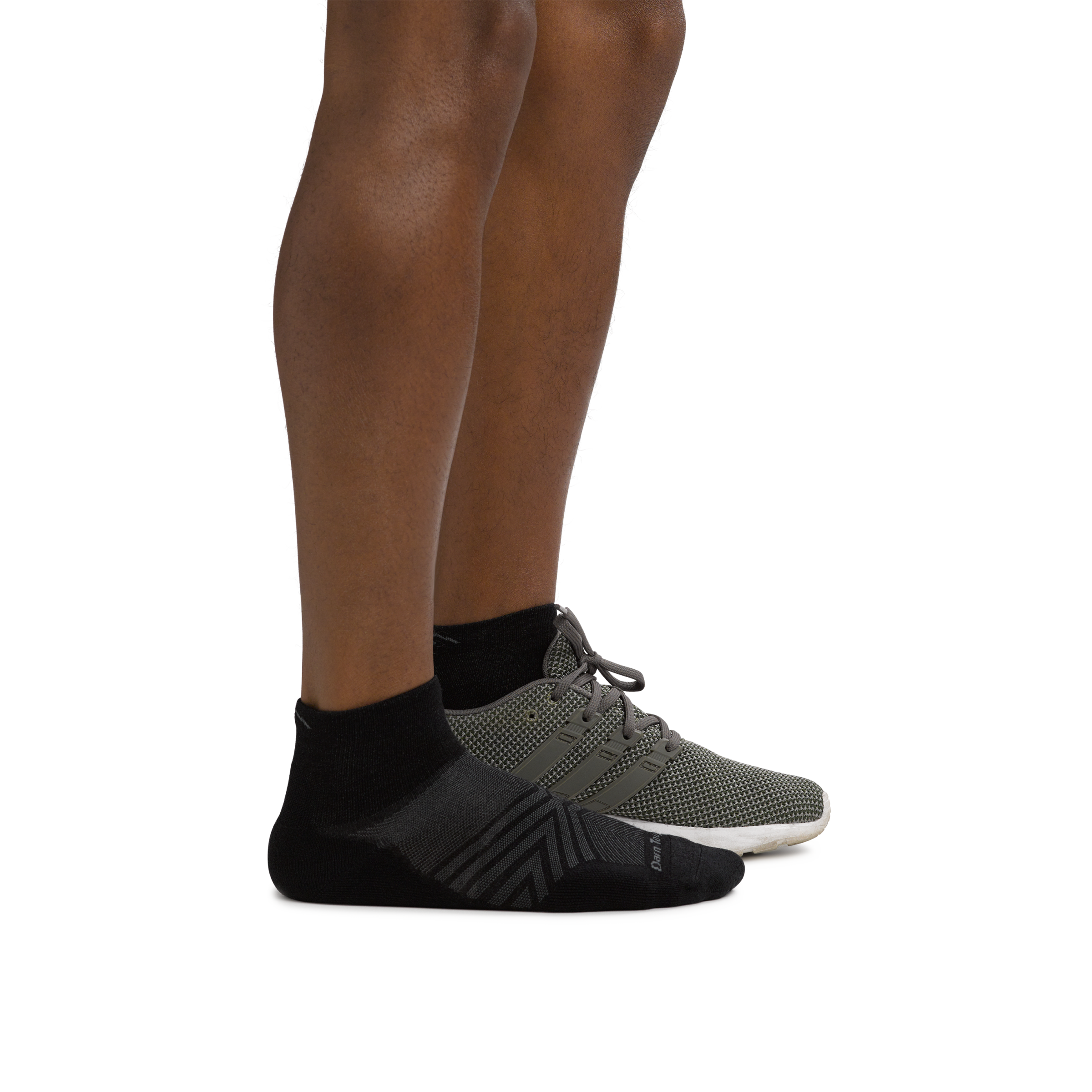 Darn Tough Socks Men's Coolmax® Run Quarter Ultra-Lightweight Running Socks - Image 5