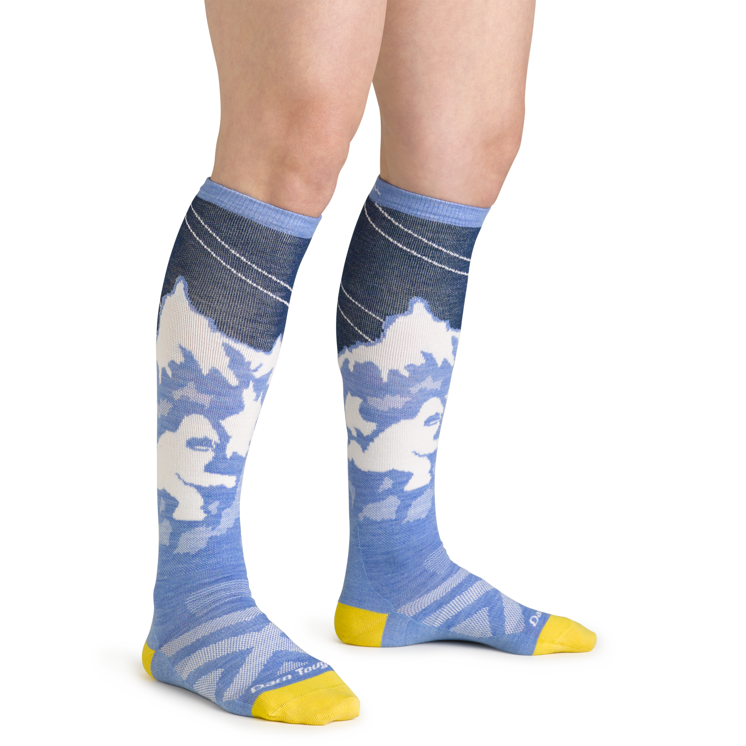 Darn Tough Socks Women's Yeti Over-the-Calf Lightweight Ski & Snowboard Socks - Image 2