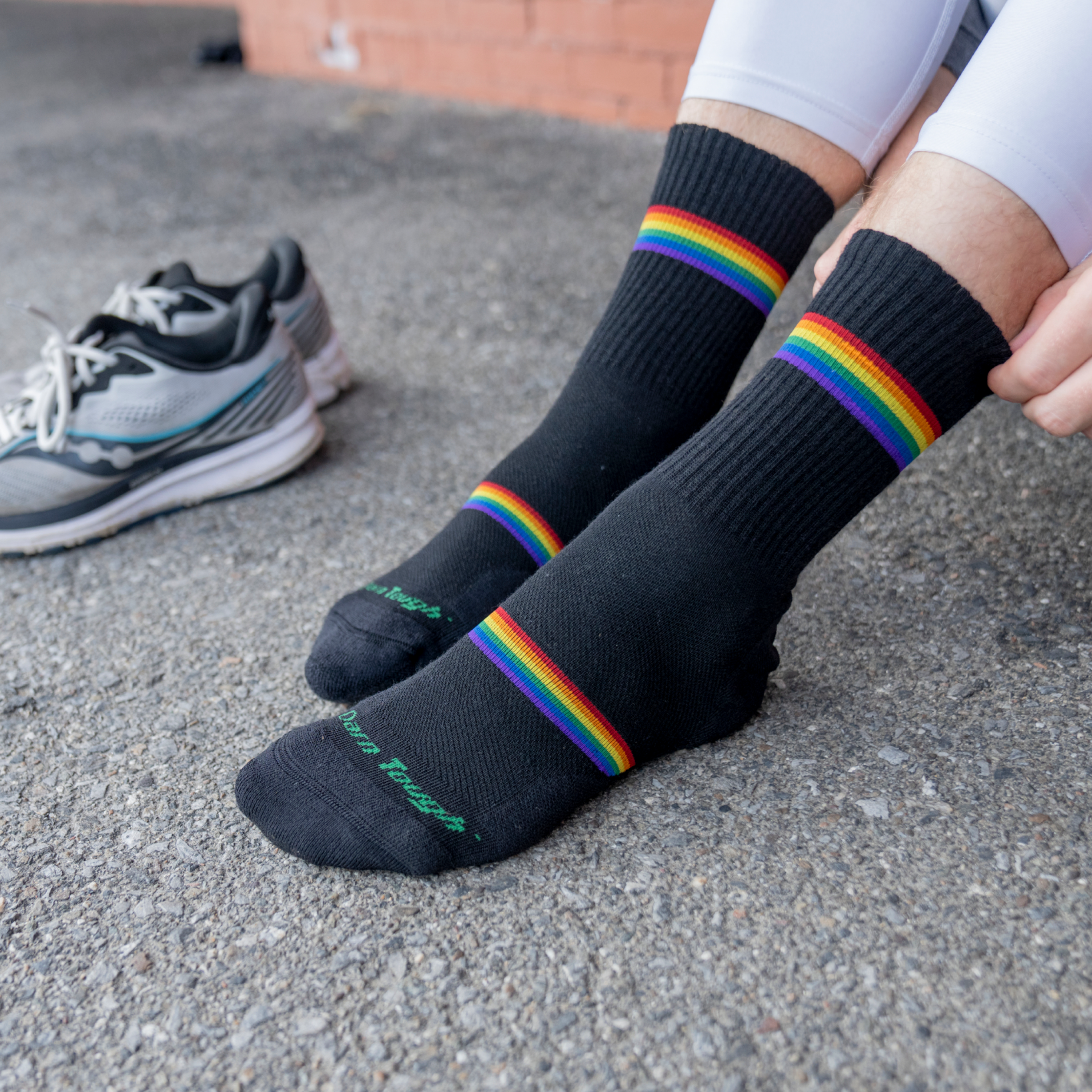 Darn Tough Socks Men's Prism Micro Crew Lightweight Running Socks - Image 2