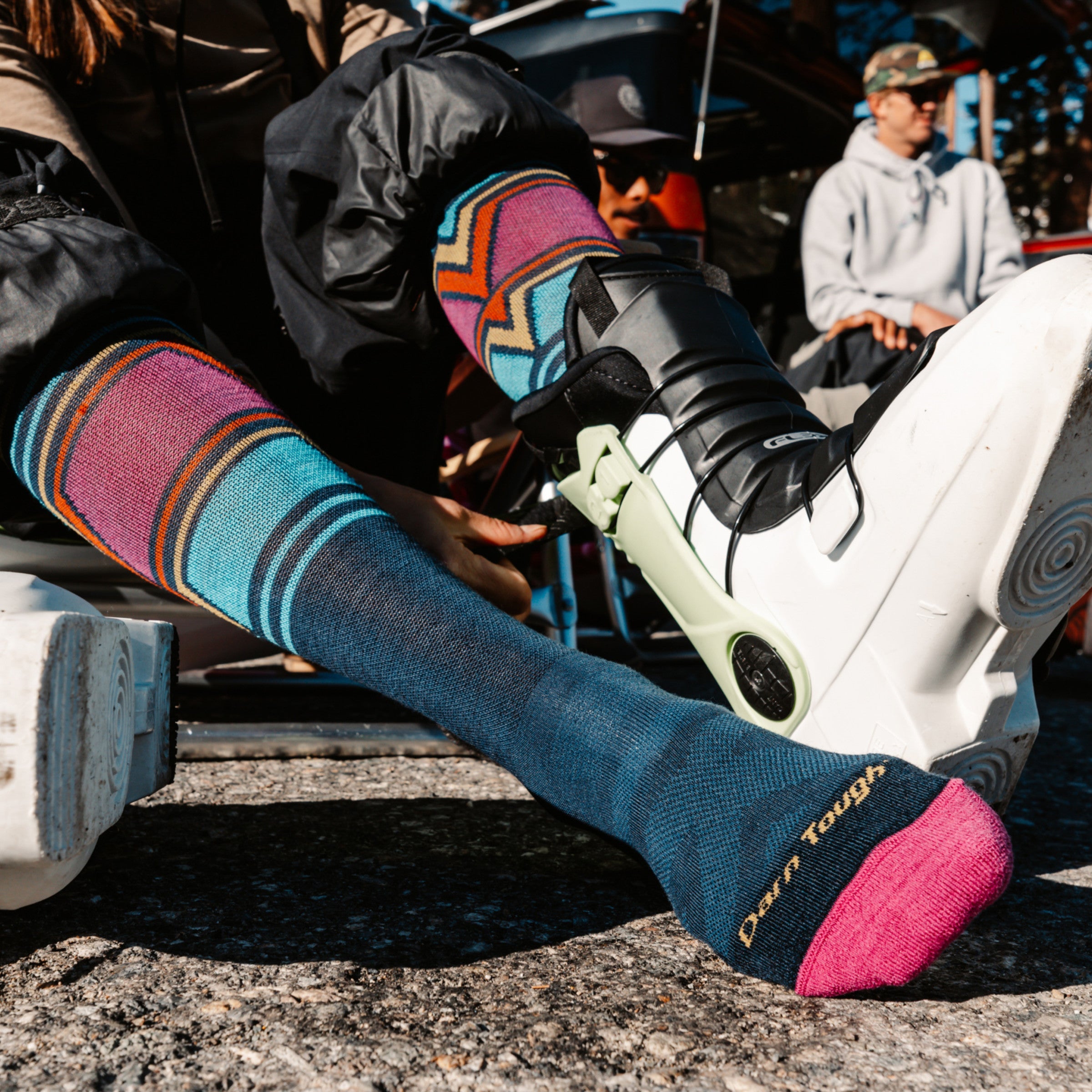 Darn Tough Socks Women's Echo Over-the-Calf Midweight Ski & Snowboard Socks - Image 2