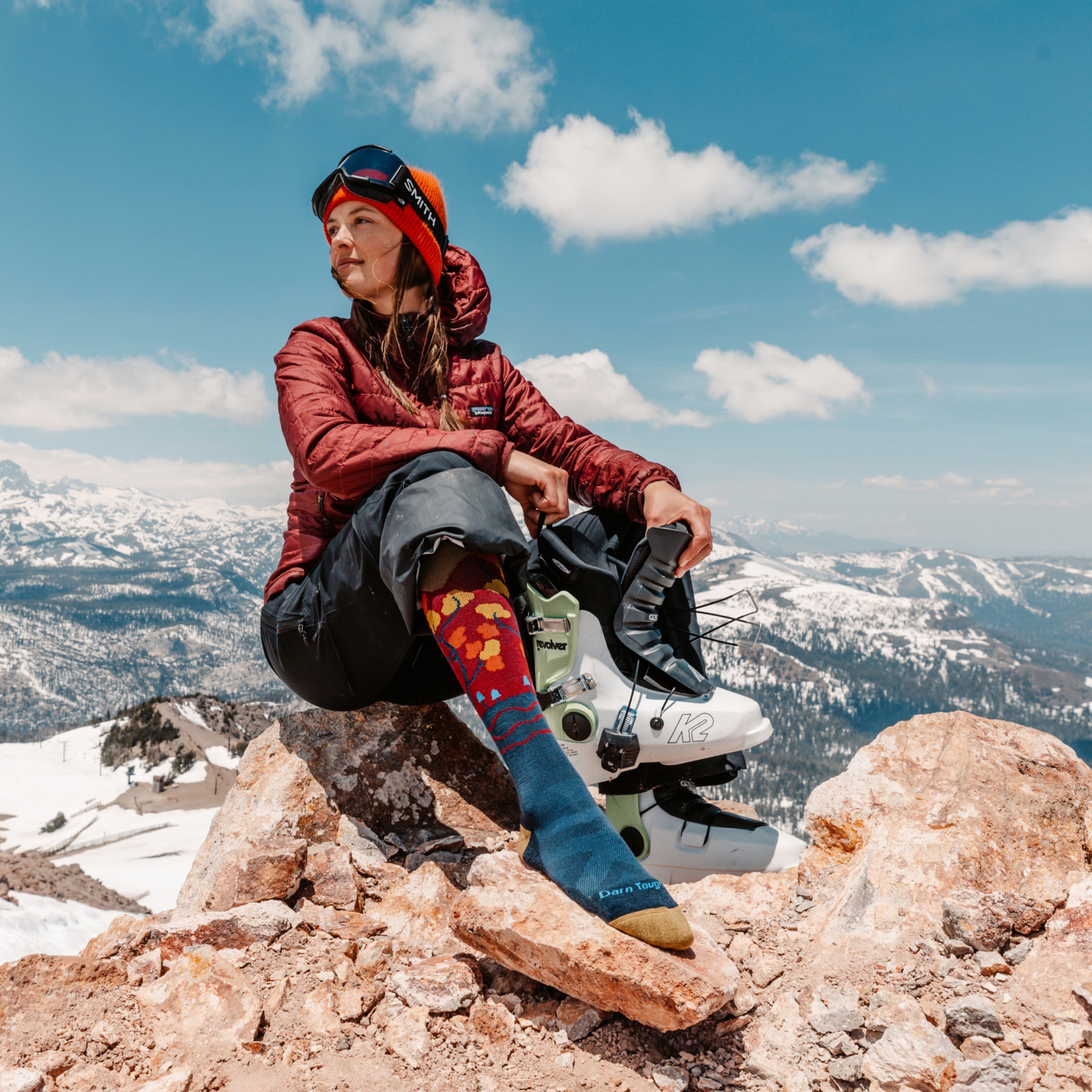 Darn Tough Socks Women's Enchanted Over-the-Calf Midweight Ski & Snowboard Socks - Image 4