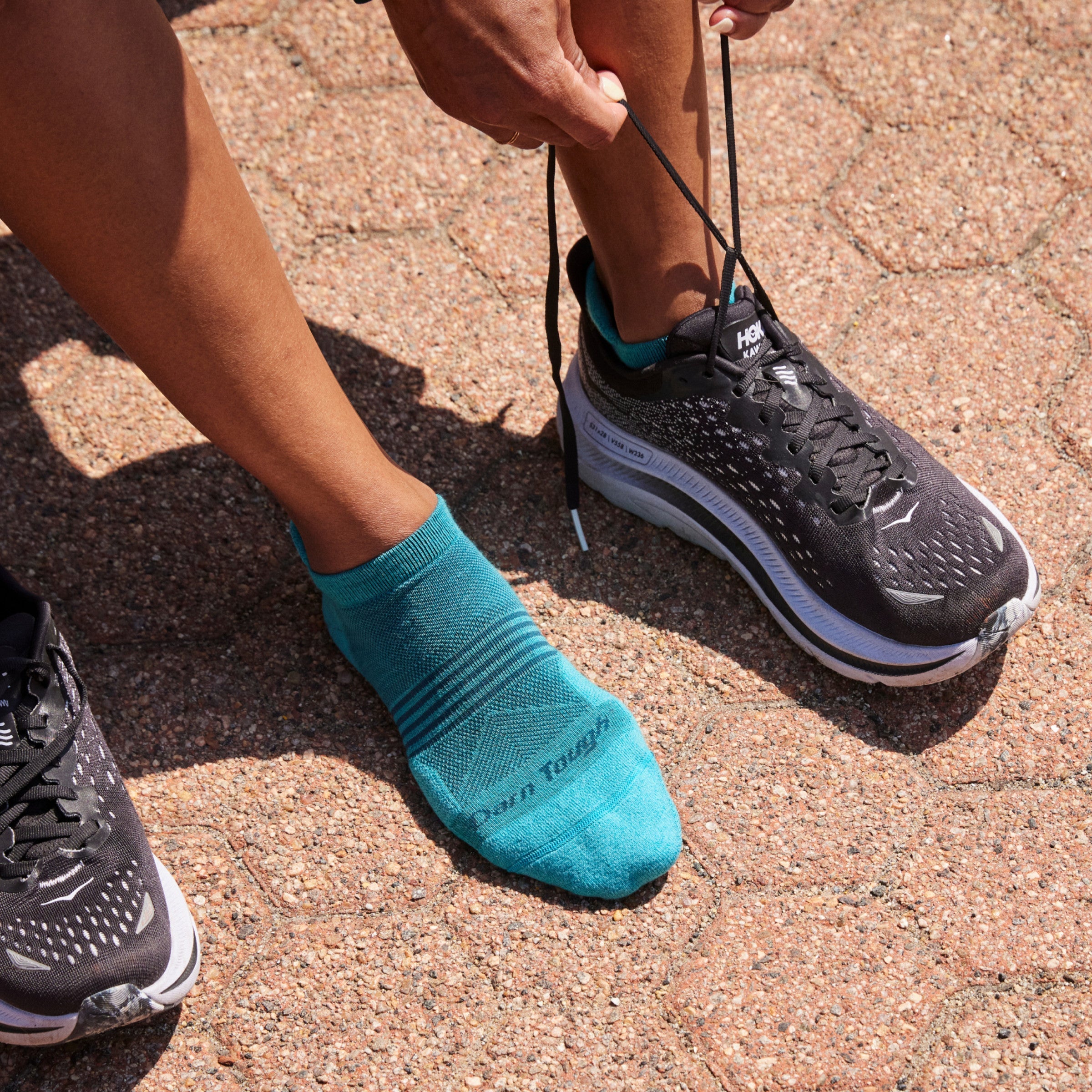 Darn Tough Socks Women's Element No Show Tab Lightweight Running Socks - Image 5