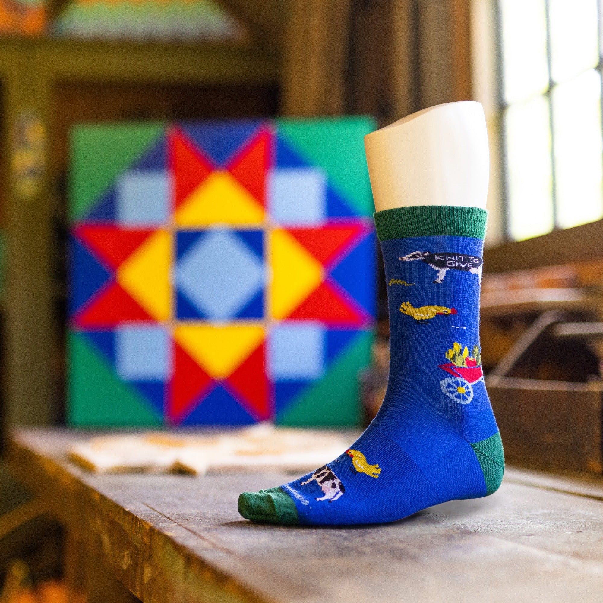 Darn Tough Socks Barnyard Crew Lightweight Lifestyle Sock - Image 2