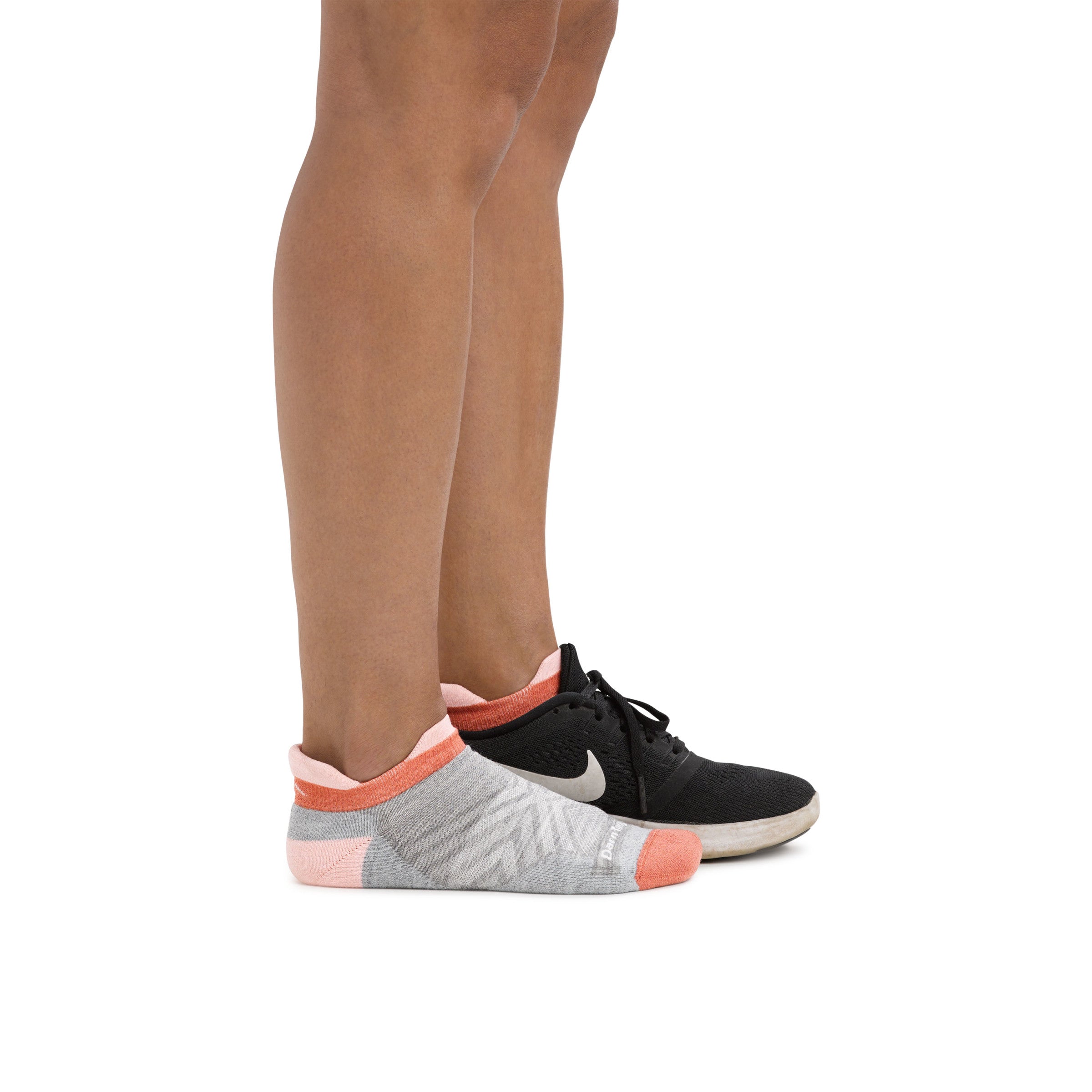 Darn Tough Socks Women's Run No Show Tab Cushioned Ultra-Lightweight Running Socks - Image 19