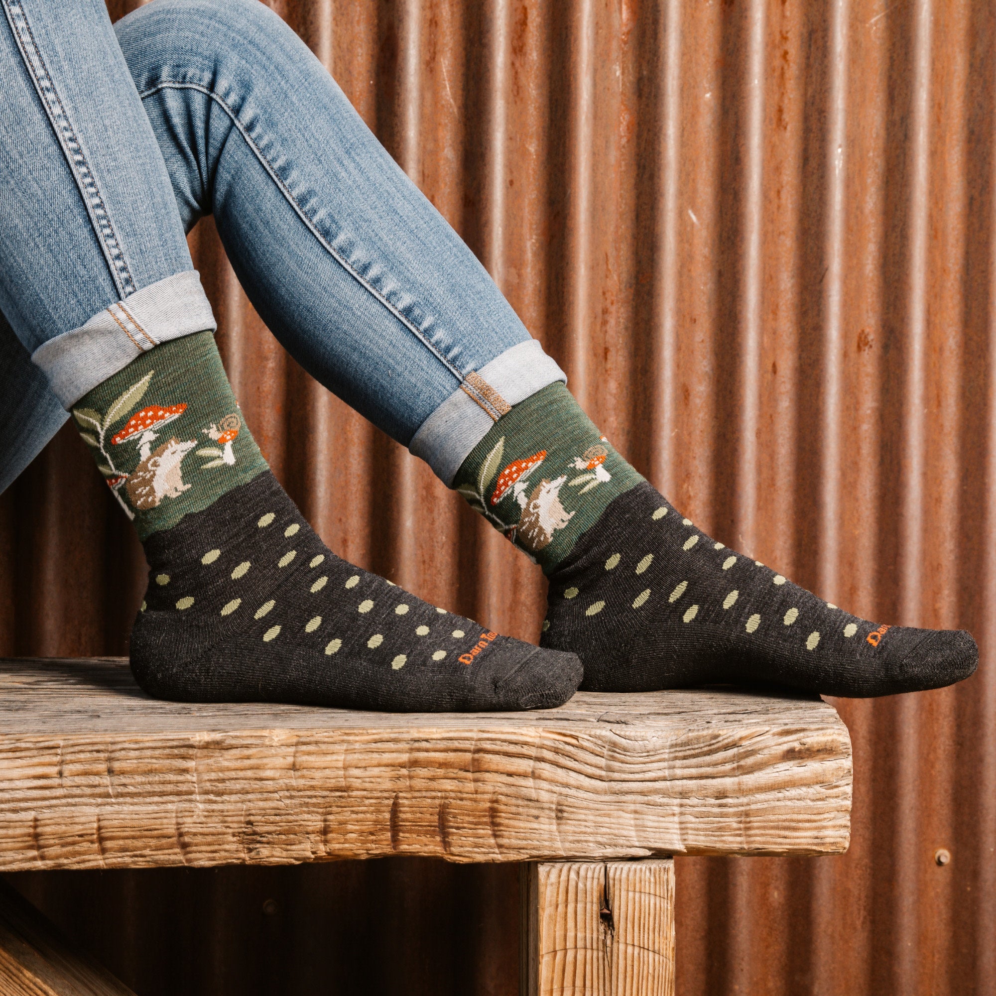 Darn Tough Socks Women's Wildlife Lightweight Lifestyle Crew 3-Pack - Image 2