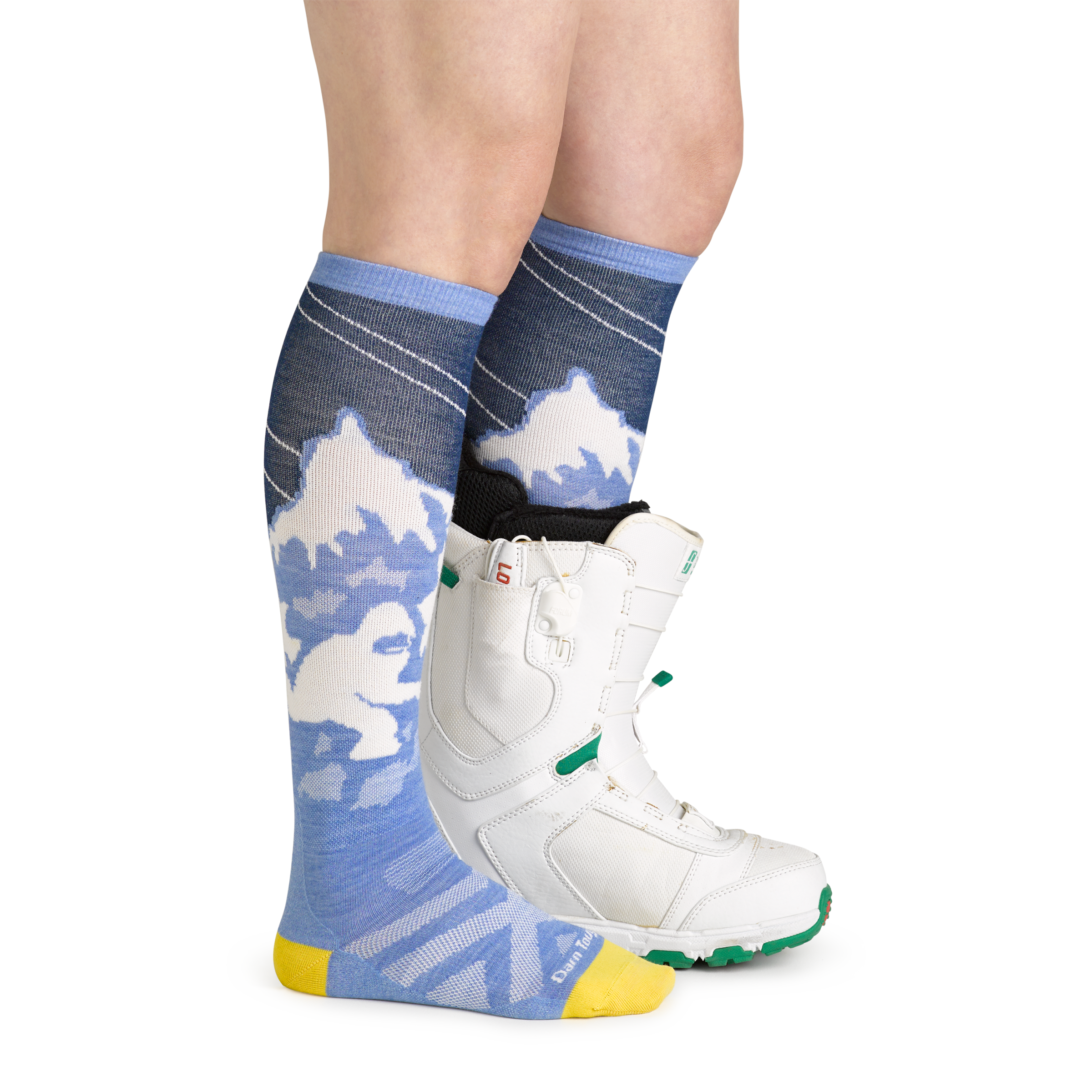 Darn Tough Socks Women's Yeti Over-the-Calf Lightweight Ski & Snowboard Socks - Image 3