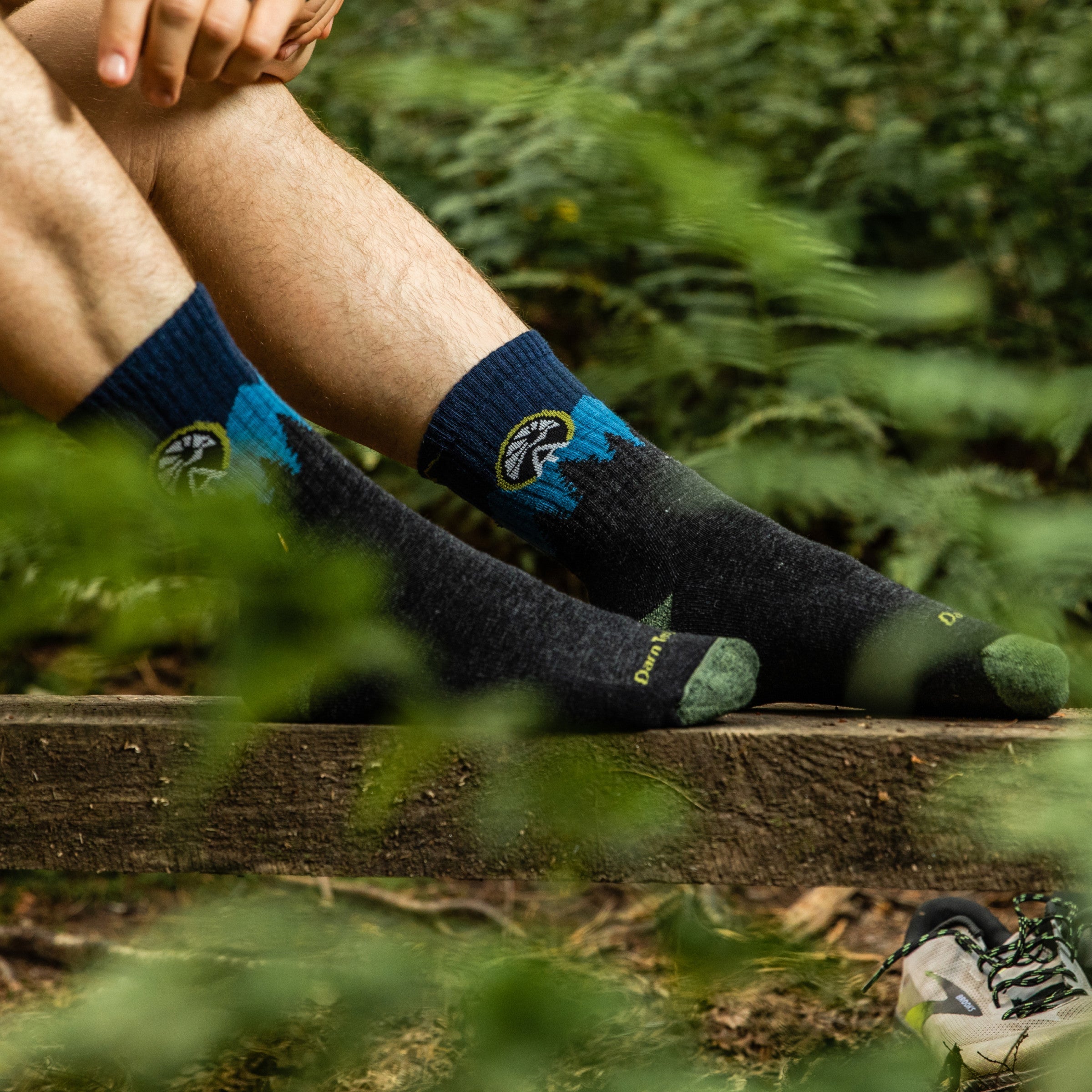 Darn Tough Socks ATC Micro Crew Midweight Hiking Socks - Image 2