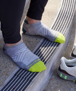 Alternative view of Darn Tough Socks Men's Run No Show Tab Ultra-Lightweight Running Socks