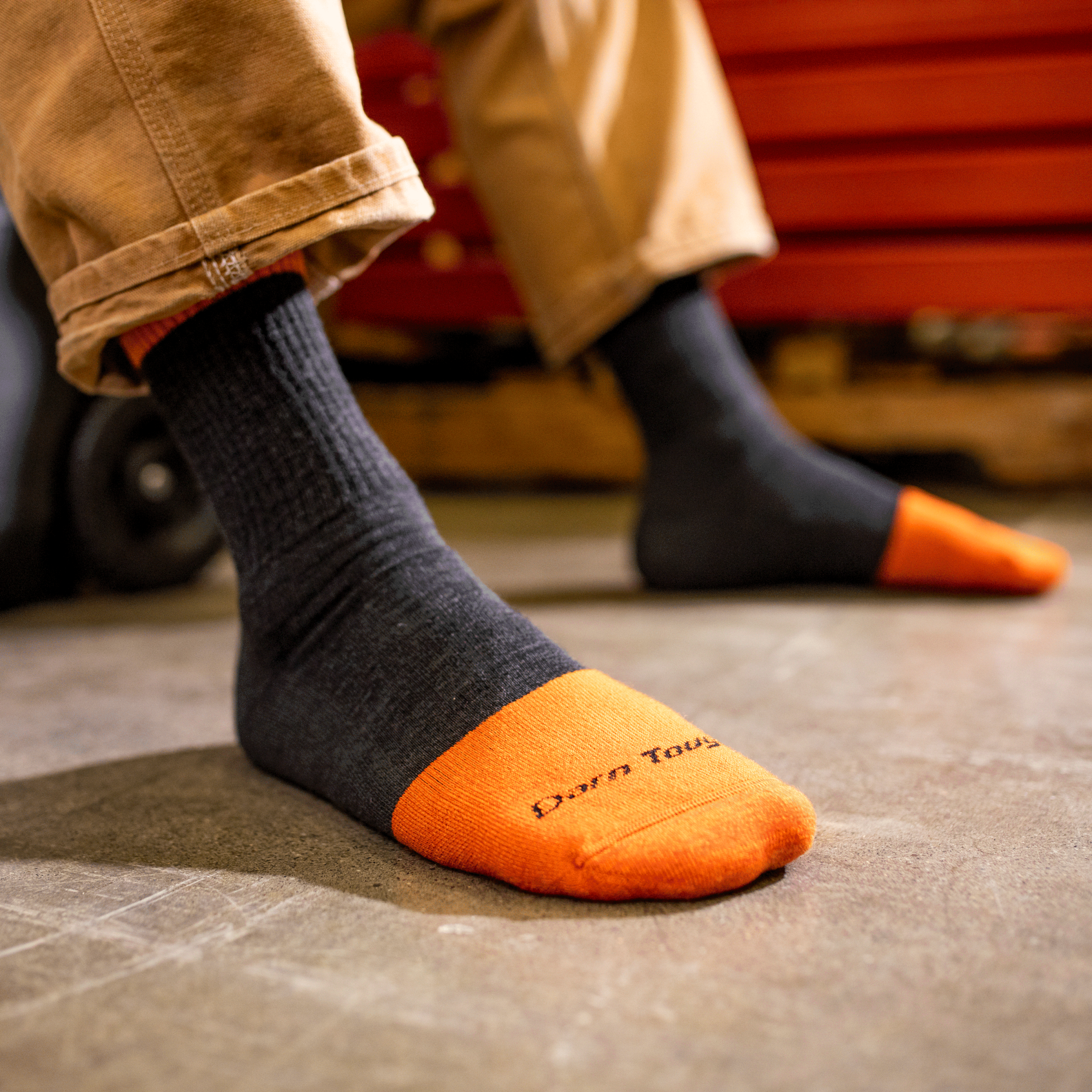 Darn Tough Socks Men's Steely Micro Crew Midweight Work Sock - Image 5