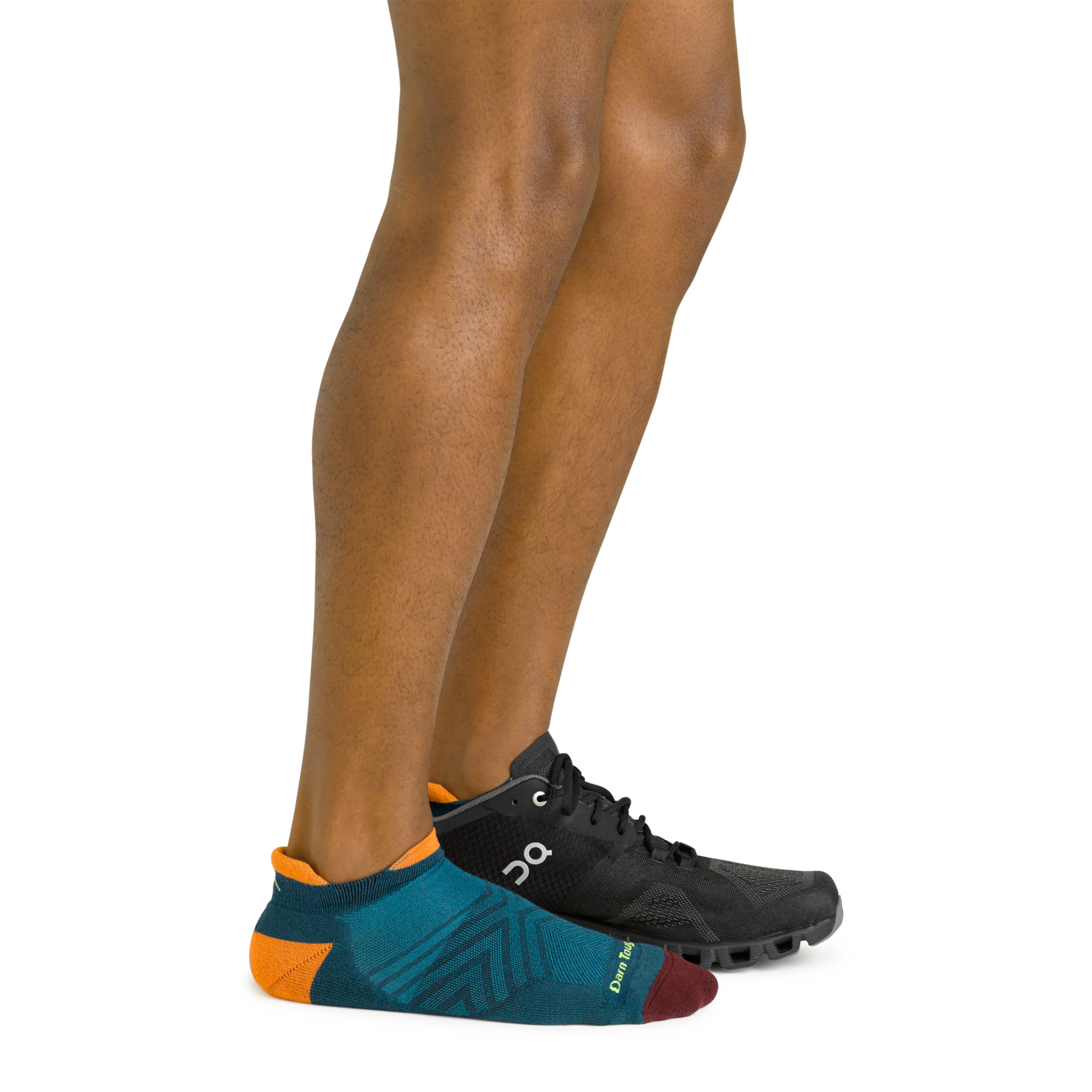 Darn Tough Socks Men's Run No Show Tab Cushioned Ultra-Lightweight Running Socks - Image 2