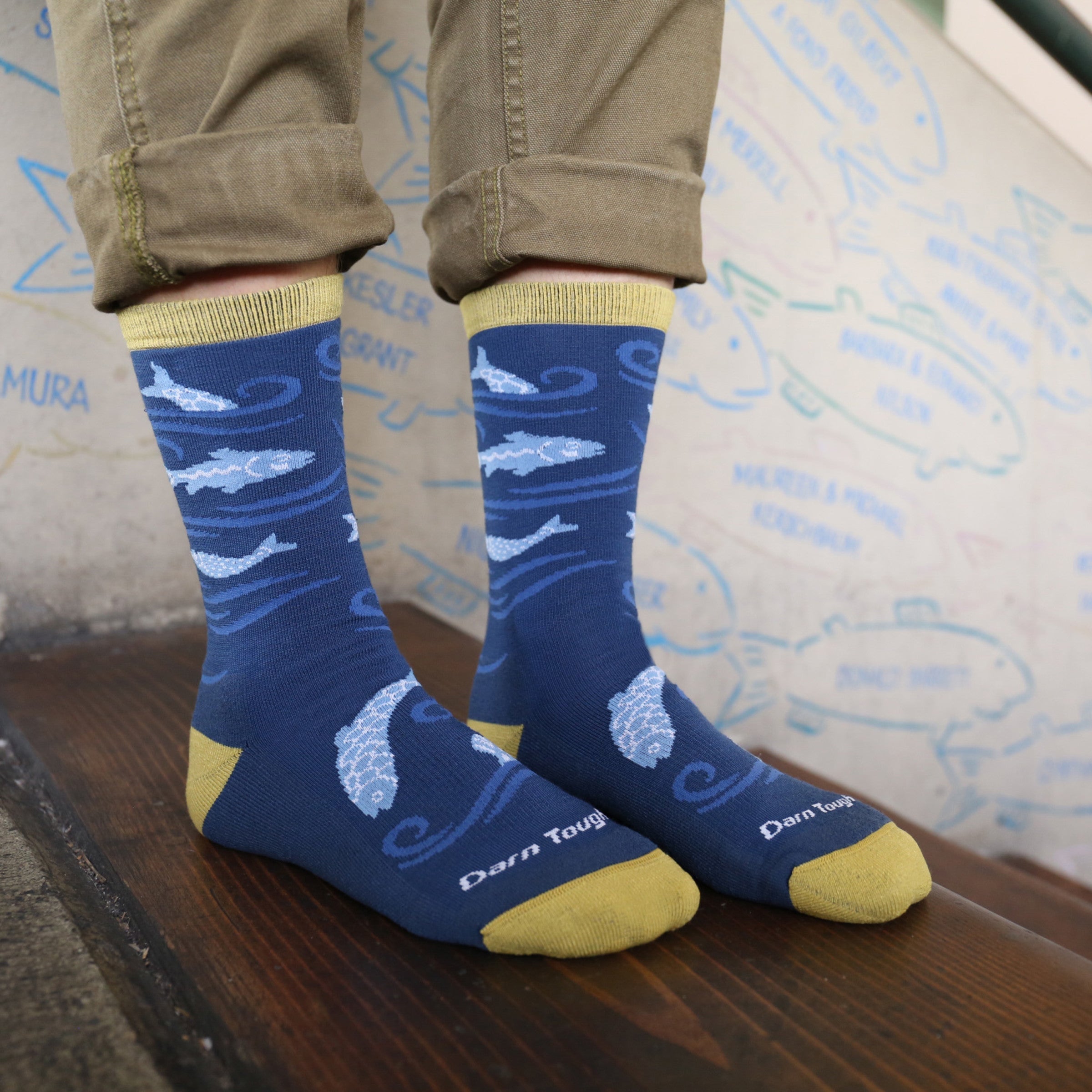 Darn Tough Socks Women's Homer Crew Lightweight Lifestyle Socks - Image 4