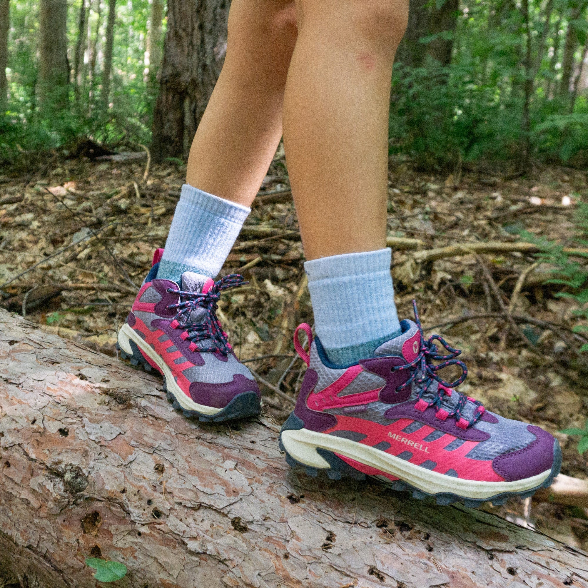 Darn Tough Socks Kids Hill Topper Micro Crew Heavyweight Hiking Socks - Image 3