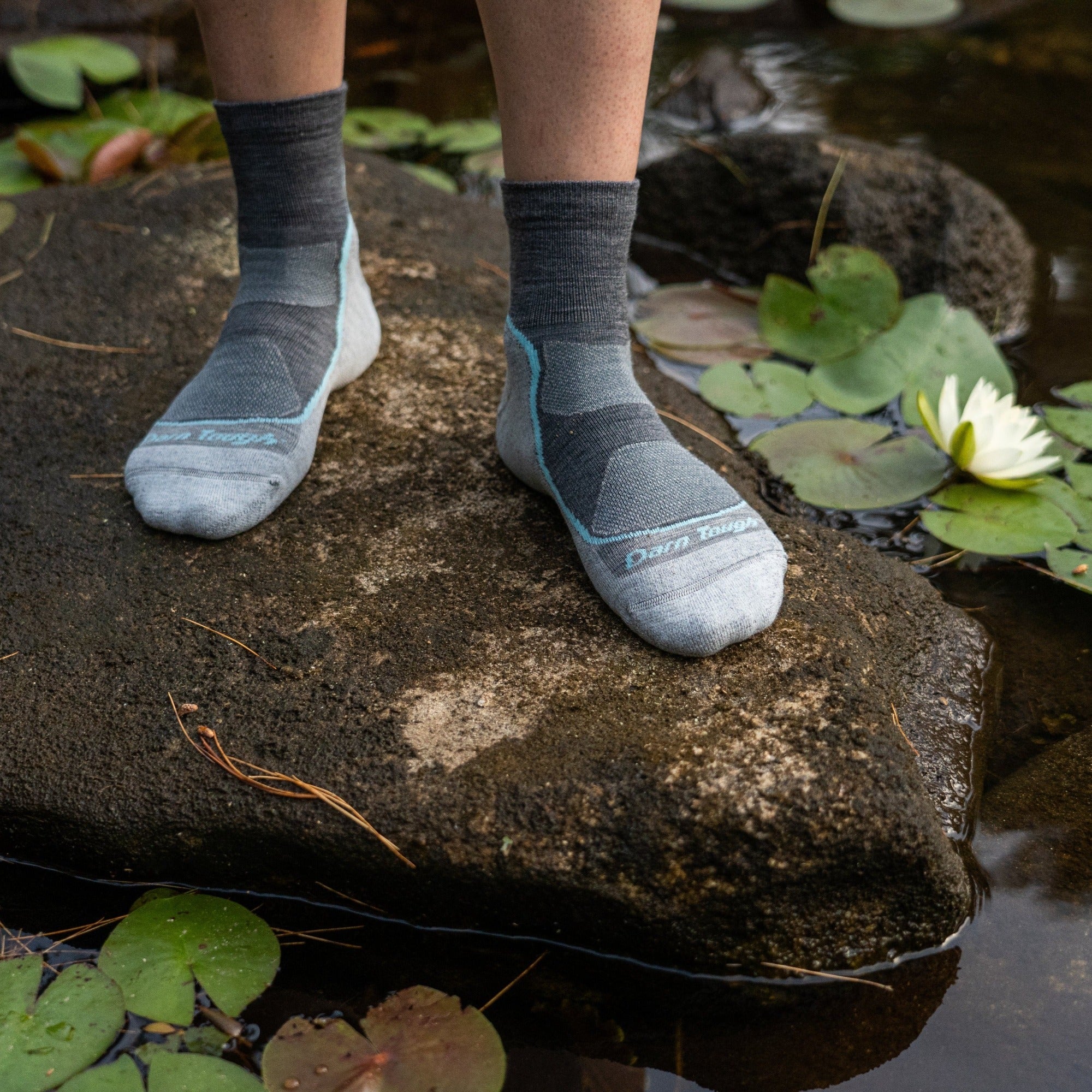 Darn Tough Socks Men's and Women's Hiker 1/4 Sock 2-Pack - Image 2