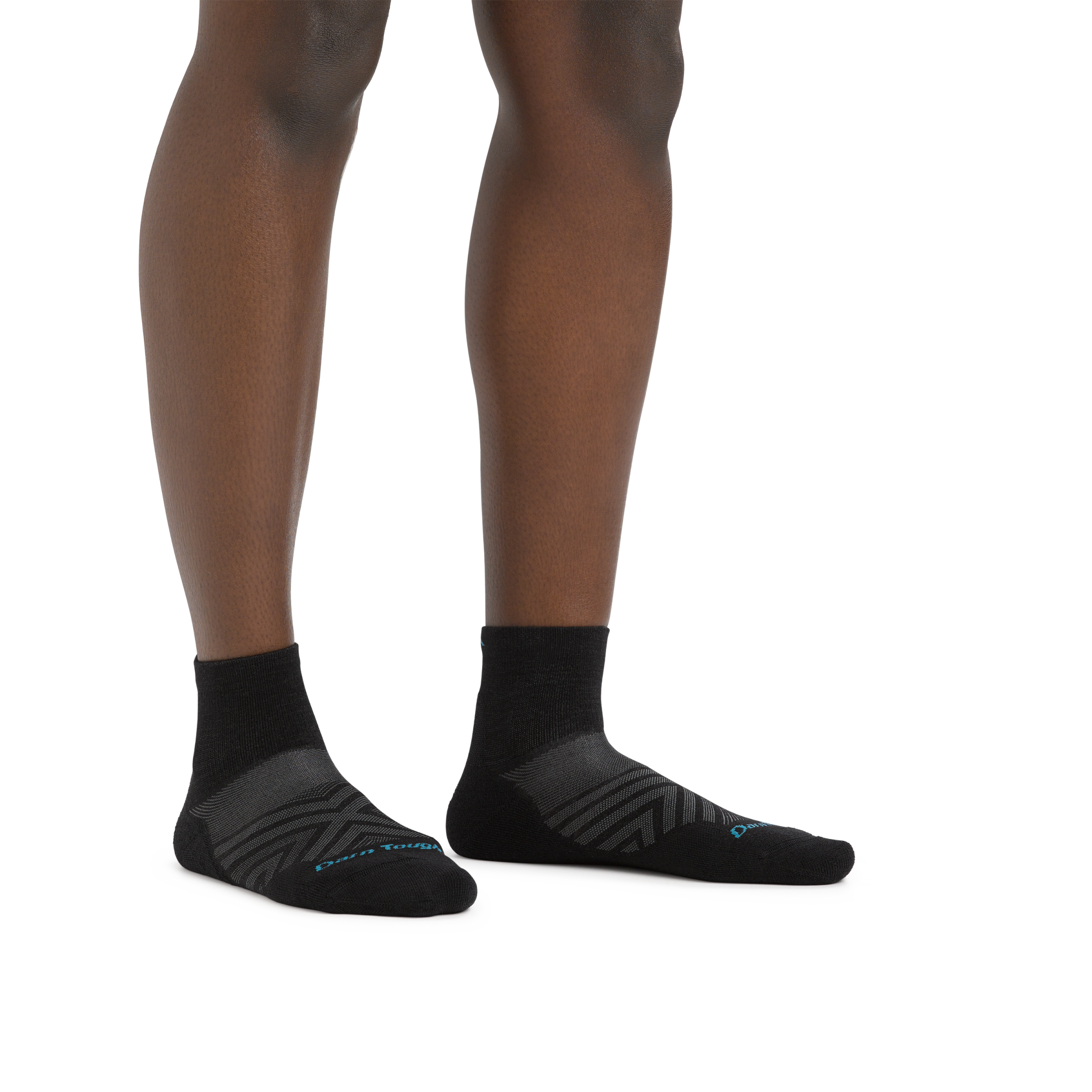 Darn Tough Socks Women's Run Quarter Cushioned Ultra-Lightweight Running Socks - Image 10