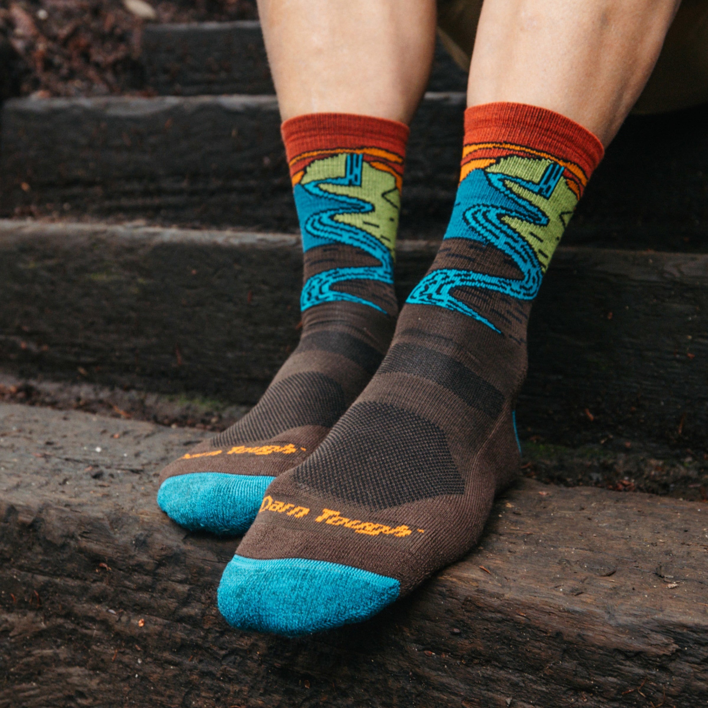 Darn Tough Socks Men's Chasing Waterfalls Micro Crew Lightweight Hiking Socks - Image 8
