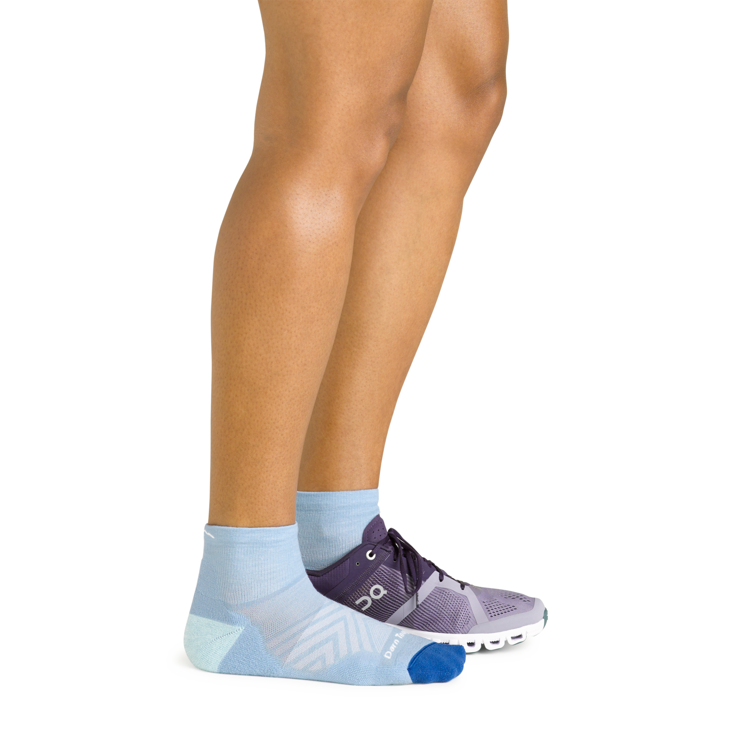 Darn Tough Socks Women's Run Quarter Cushioned Ultra-Lightweight Running Socks - Image 6