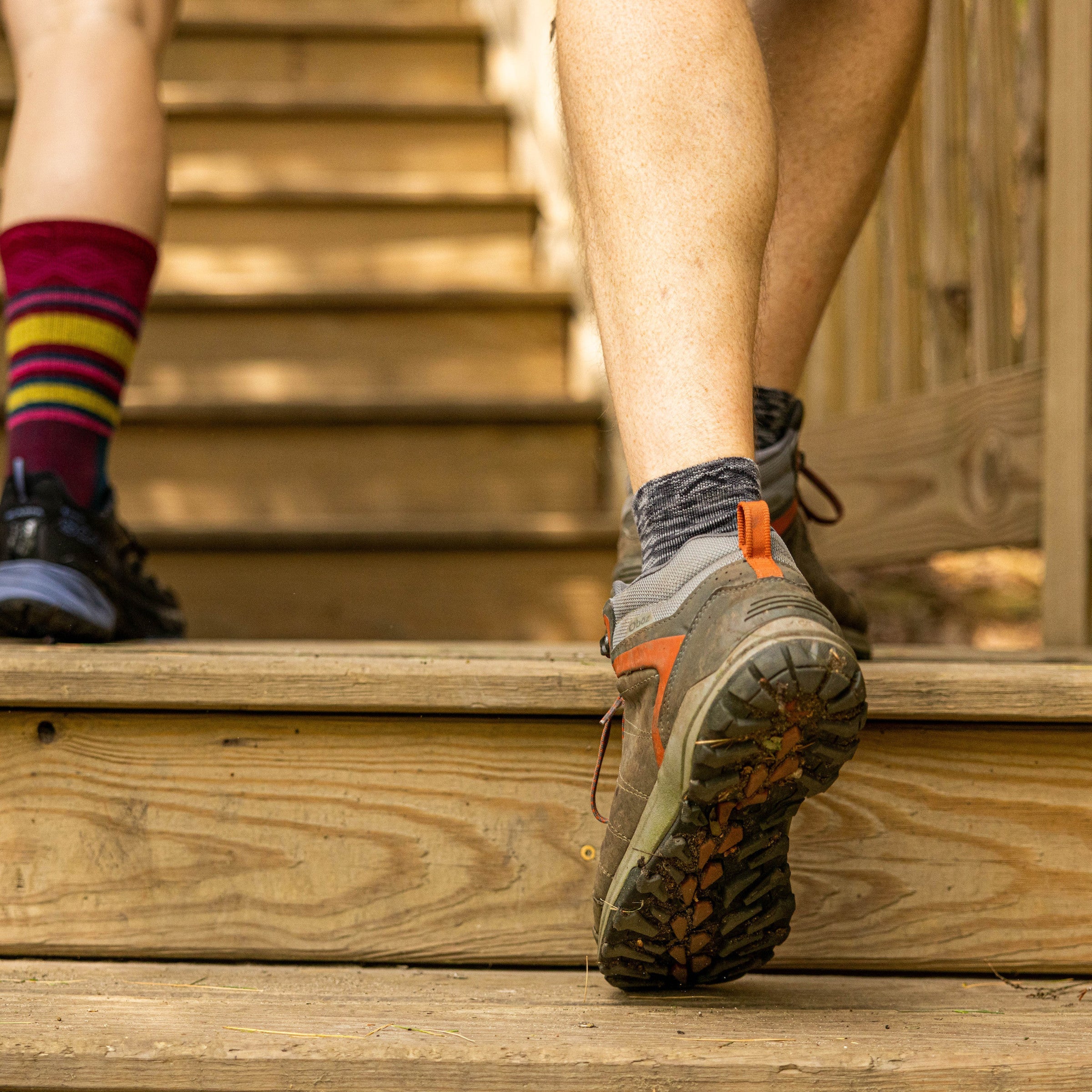 Darn Tough Socks Men's Light Hiker Quarter Lightweight Hiking Socks - Image 3